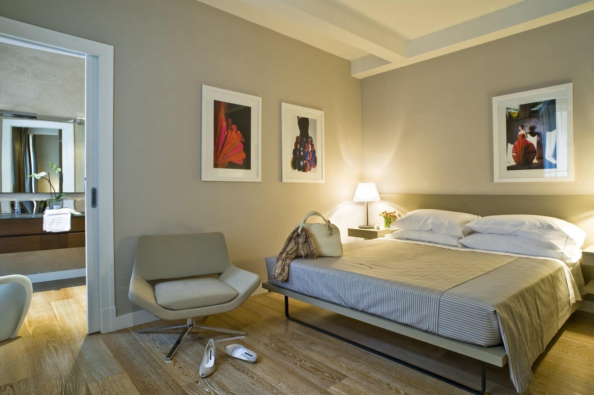 เอสกาลุส ลักชัวรี สวีท เวโรนา อพาร์ตโฮเทล Hotel ห้อง รูปภาพ