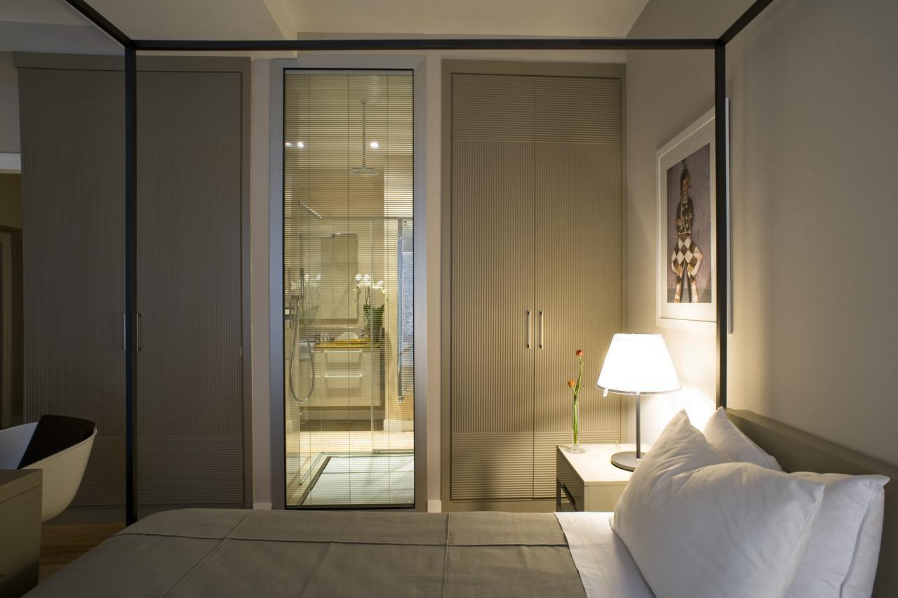 เอสกาลุส ลักชัวรี สวีท เวโรนา อพาร์ตโฮเทล Hotel ห้อง รูปภาพ