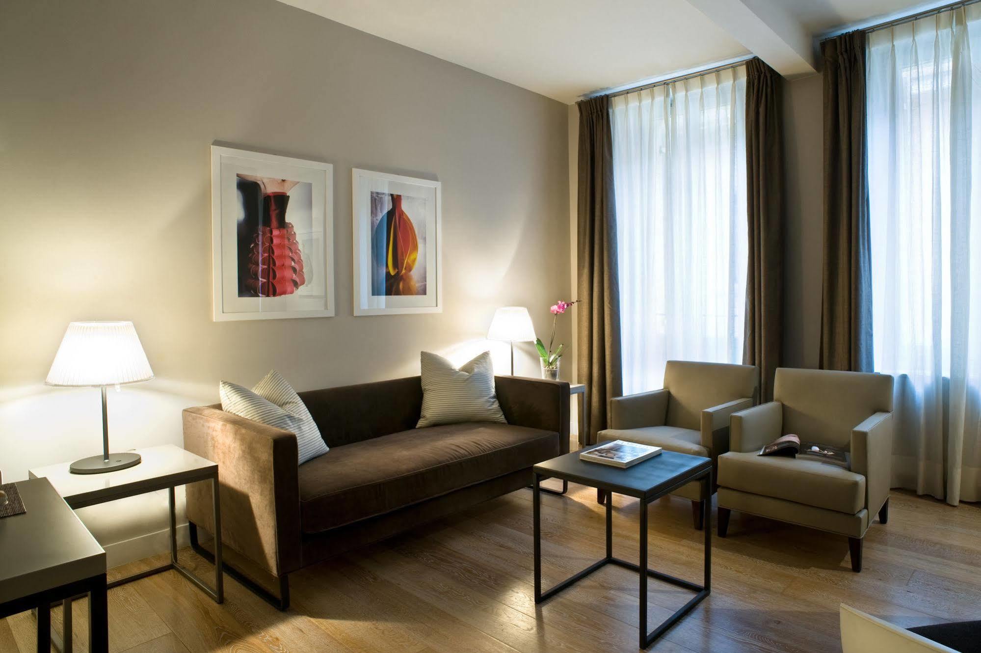 เอสกาลุส ลักชัวรี สวีท เวโรนา อพาร์ตโฮเทล Hotel ห้อง รูปภาพ